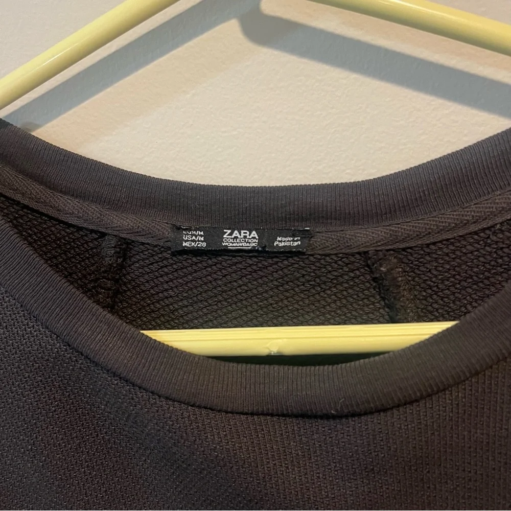 Zara Basic Crew - Picture 3 of 4